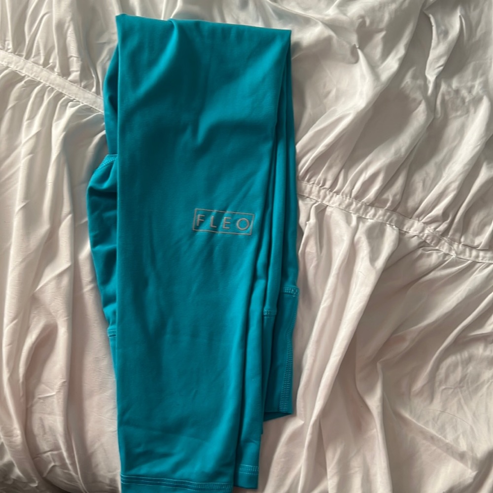FLEO leggings